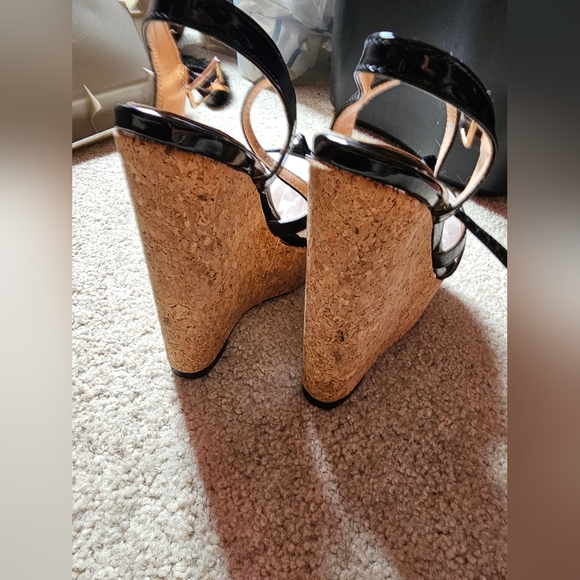 Wedge platforms - Picture 3 of 9